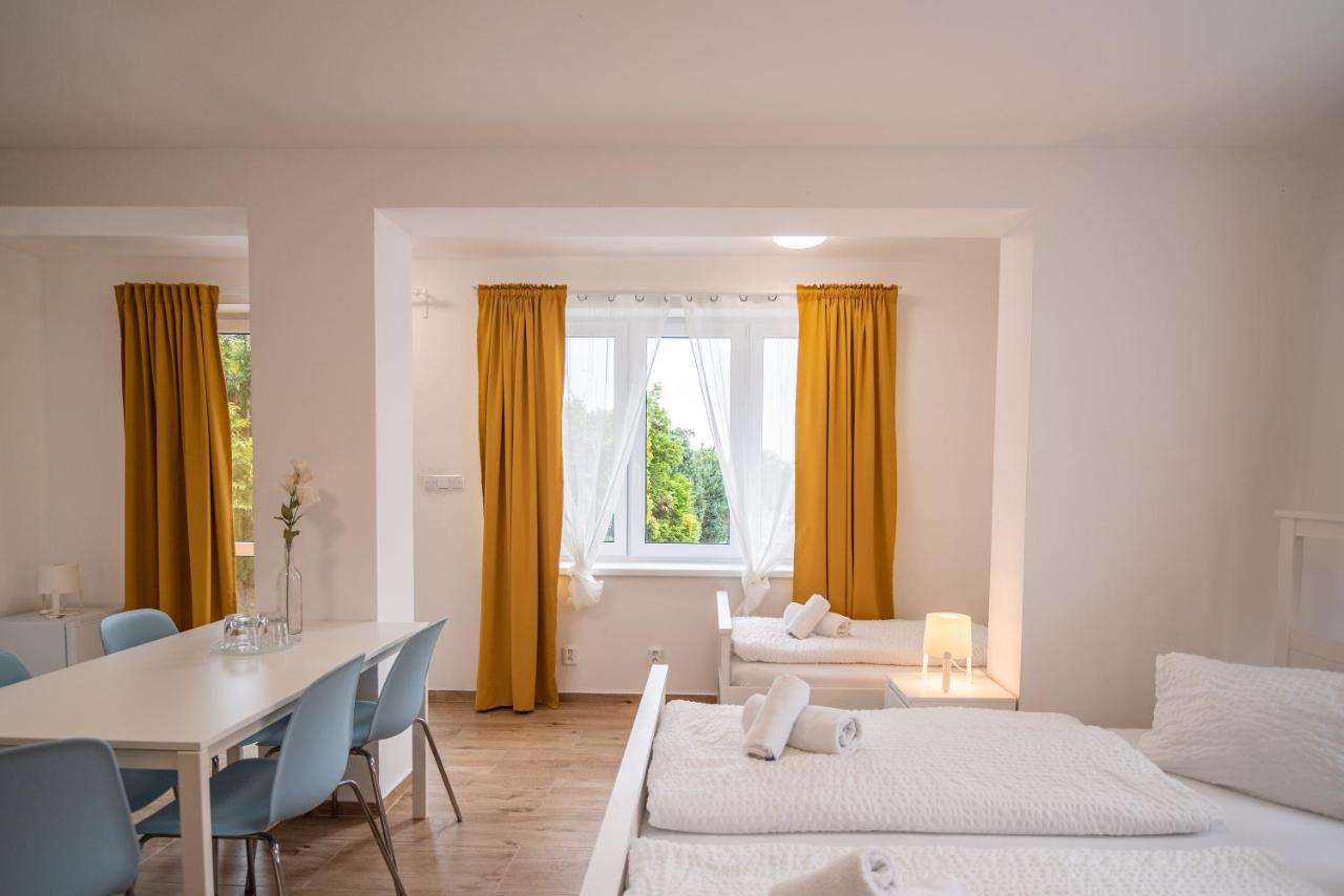 Archivní vinné sklepy penzion Venuše Mikulov Exterior foto
